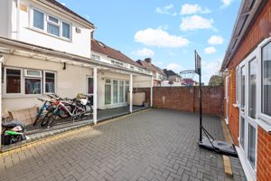 Photo 15- click for photo gallery